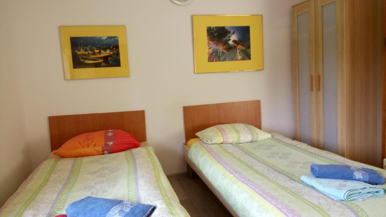 Lesniczowka Pokoje Goscinne Gdynia Exterior foto