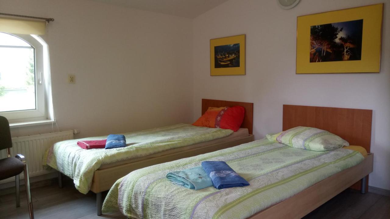 Lesniczowka Pokoje Goscinne Gdynia Exterior foto